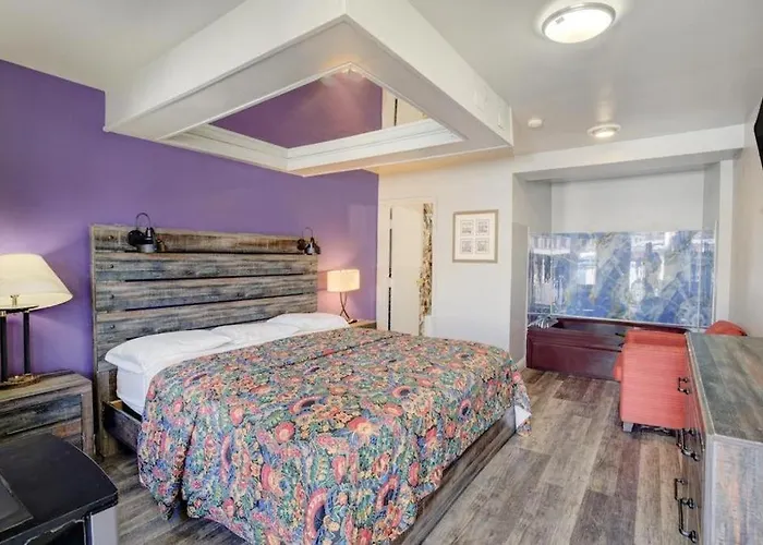 Hotel O Miami & Midway Airport